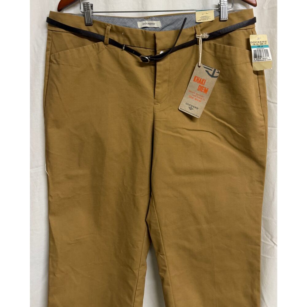 Dockers Womens Khaki Pants Size 16 Metro Capri Stretch Crop Slash Pockets New - Picture 2 of 11